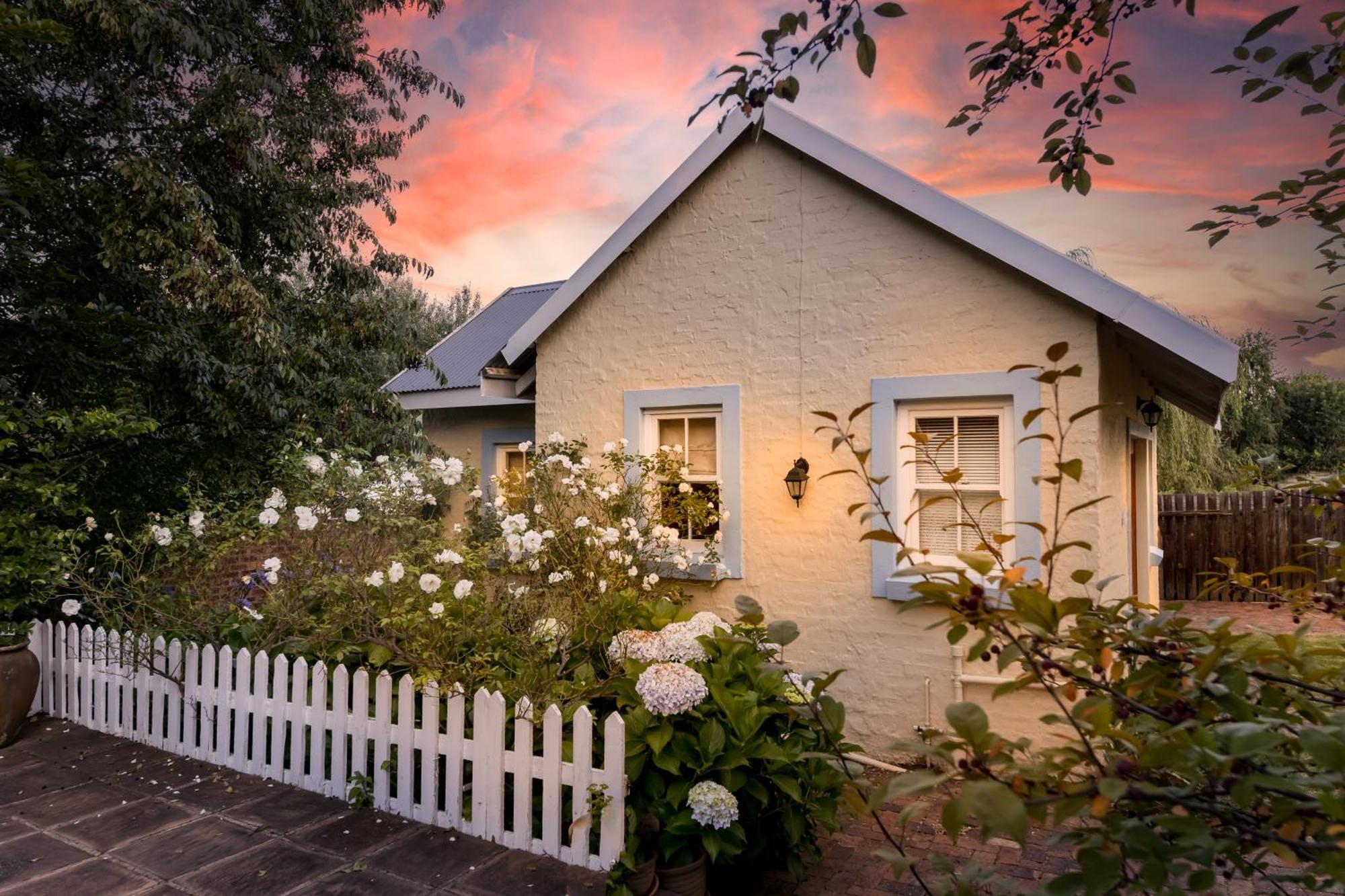 The Rose Cottage B&B Dullstroom Exterior photo